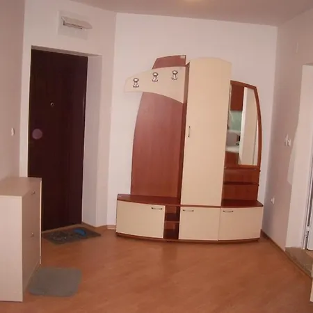 Хотел In Panchev *